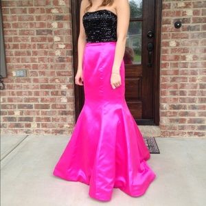 Sherri Hill prom dress